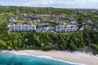 Samabe Bali Suites & Villas Hotel in zona Samabe Bali Pool & Beach Club