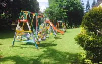 Sinar Express Villa Hotels in Trawas