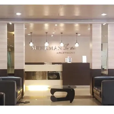 Sudirman Suites Apartment by Handoko Hotel berhampiran Stesen Cimindi