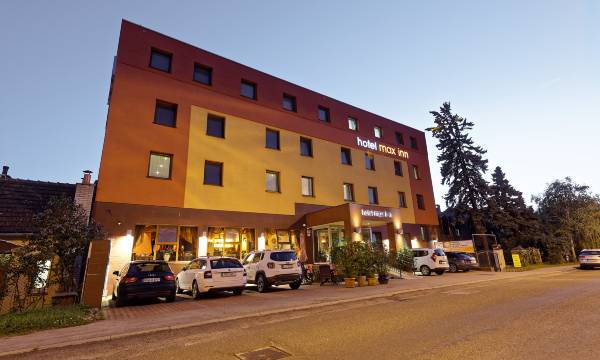 Hotel Max Inn