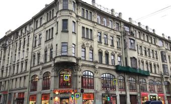 Capsule Hotel de Lux ApraxInn — Hostel