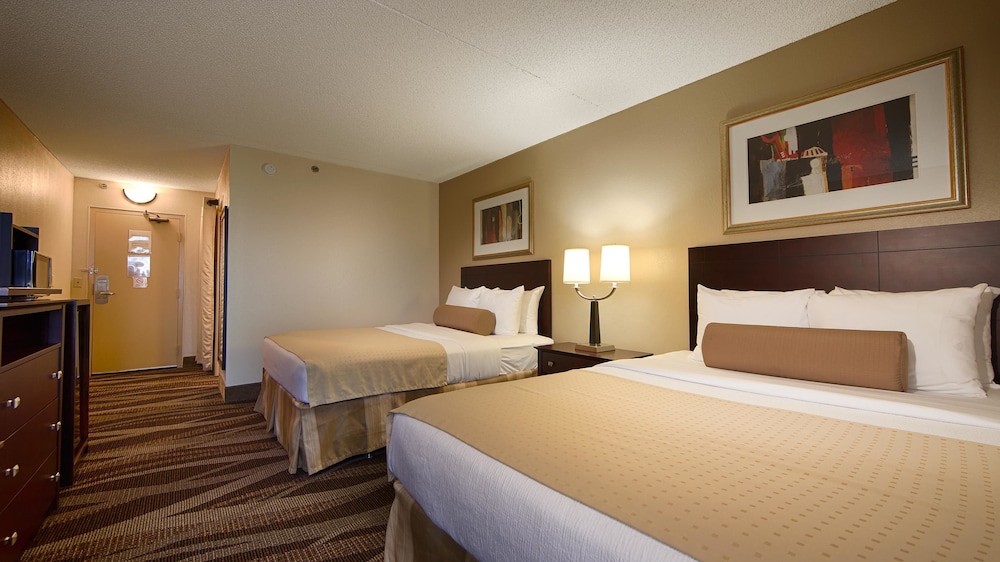 Best Western Plus York Hotel and Conference Center