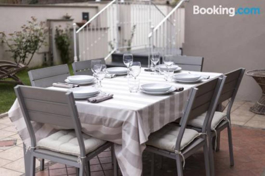 La Rosa dei Sensi Luxury Villa Apt 1-Altopascio Updated 2022 Room  Price-Reviews & Deals | Trip.com