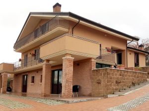 3 Bedrooms Apartement with City View Shared Pool and Enclosed Garden at Avellino