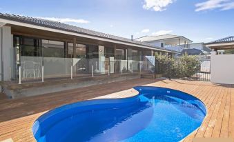 Hibiscus House - Sawtell, Nsw - Housity