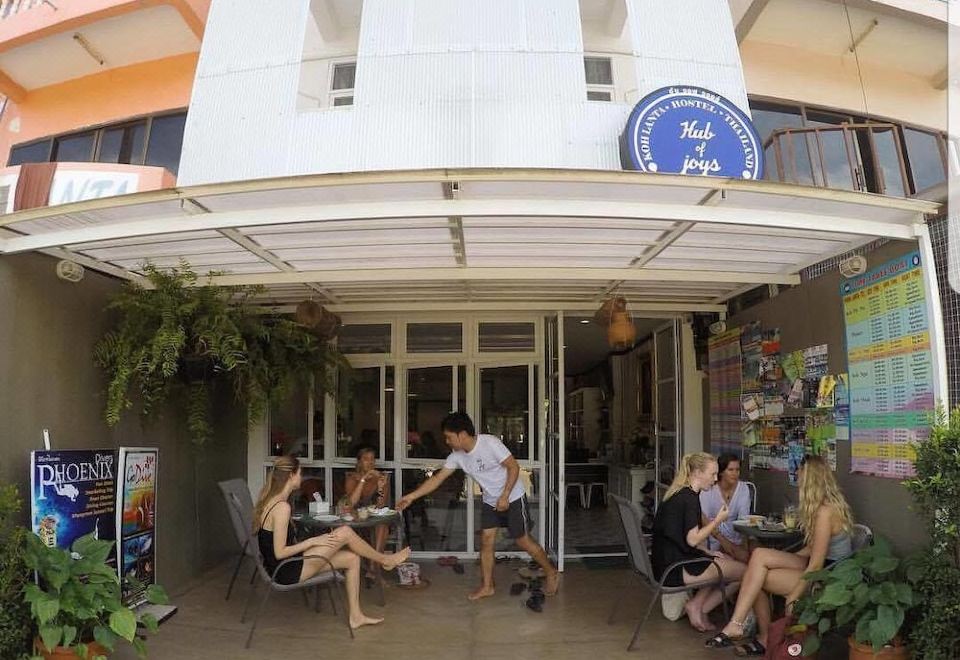 Hub of Joys Hostel-Koh Lanta Updated 2023 Room Price-Reviews & Deals |  Trip.com
