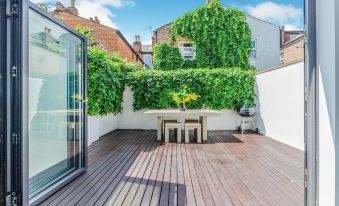 Stylish Fulham 2Br Garden Flat, Close to Thames