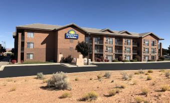 Days Inn & Suites by Wyndham Page Lake Powell