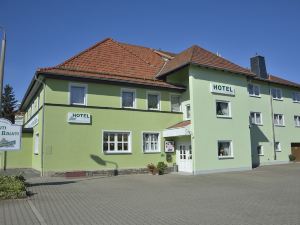 Hotel und Gaststätte Zum Grünen Baum