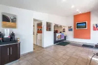 蘭心 6 汽車旅館（Travelodge by Wyndham Lansing MI） - Wi-Fi