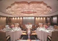 Shangri-La Bangkok Hotels in Bangkok