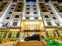 Crown Town Hotel โรงแรมใกล้ซาลาม มอลล์