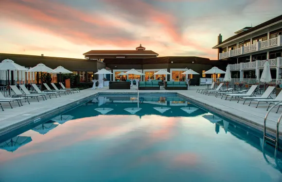 伊科納阿瓦隆酒店