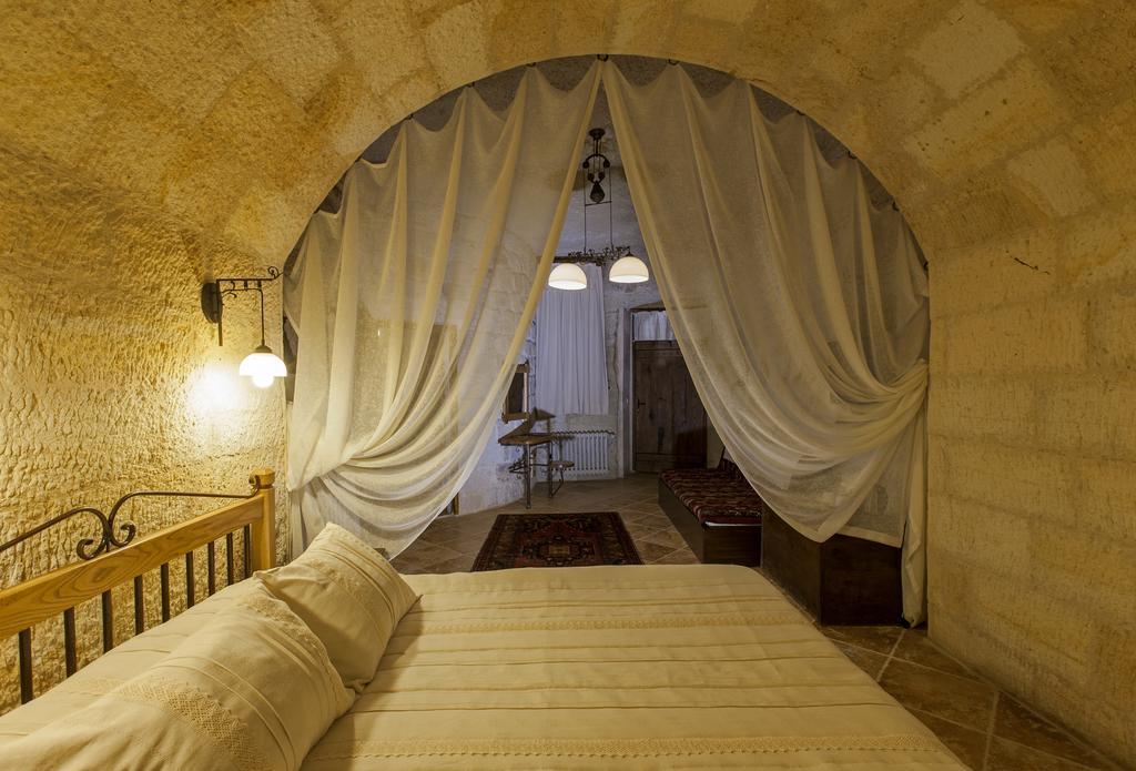 Mithra Cave Hotel