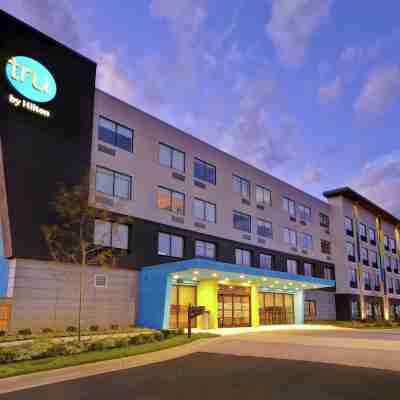 Tru by Hilton Mason Kings Island Hotel Exterior