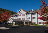 Country Inn & Suites by Radisson, Charleston South, WV Hotels near Charleston WV Police Memorial