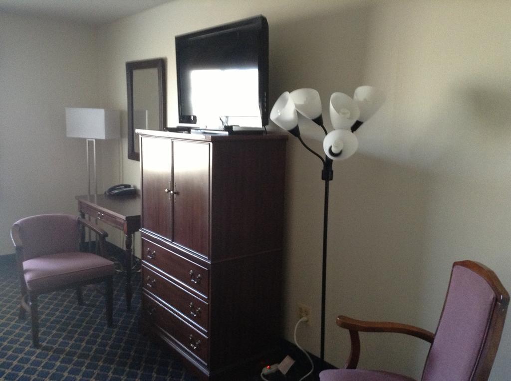 Regency Inn & Suites