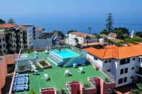 Aparthotel Imperatriz - Kolam Renang