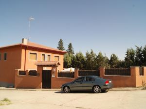 6 Bedrooms Villa with Private Pool Furnished Terrace and Wifi at Cerezo de Mohernando