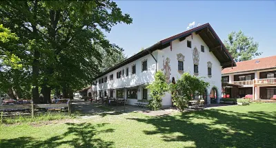 Hotel Chiemgauhof Hotels in der Nähe von Lidl