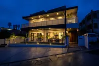 Private Villa Ginowan Hotel di Ginowan