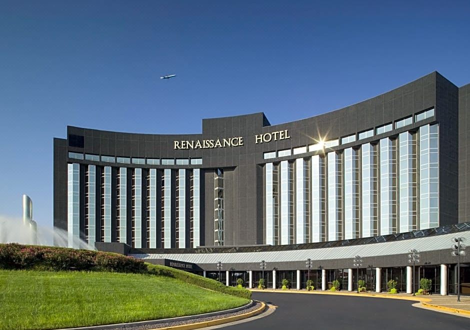 Renaissance St. Louis Airport Hotel