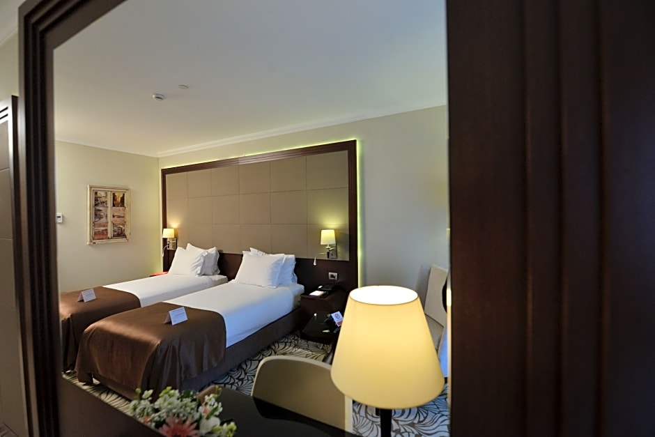 Ramada Hotel & Suites by Wyndham Istanbul Merter