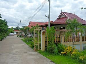 Baan Suan Karn Resort