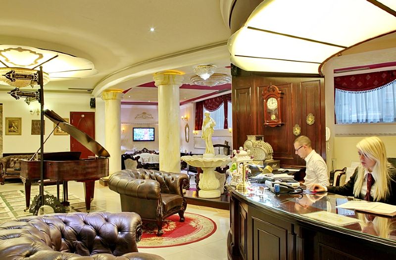 Queen's Astoria Design Hotel-Belgrade Updated 2022 Room Price-Reviews &  Deals | Trip.com