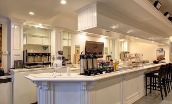 Glenmore Plaza Hotel