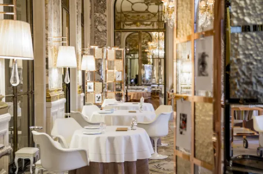 Le Meurice Restauration Photos