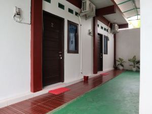 Spot on 1772 Hotel Penginapan Cemara Syariah