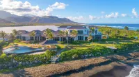 Koi Resort Saint Kitts, Curio Collection by Hilton - piscine