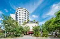 Robertson Quay Hotel Hotels near Merlion Park