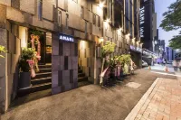 Hotel Amare Hotels in Seongnam