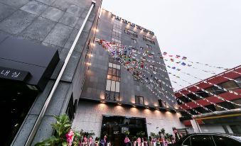 Yeongju Alto Hotel