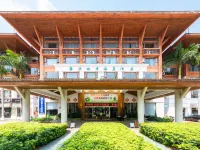 Pearl Bay Seaview Hotel (Laojie Seaview) Hotel a Beihai