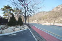 Gongju J2 Hotel