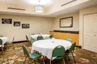 La Quinta Inn & Suites by Wyndham North Platte - breakfast