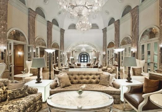 3. 힐튼 뭄바이 인..