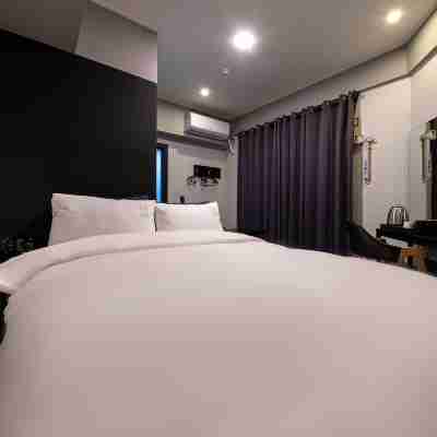 Pyeongtaek Stay 2 Hotel Rooms