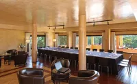 La Costa Hotel Golf & Beach Resort - parking