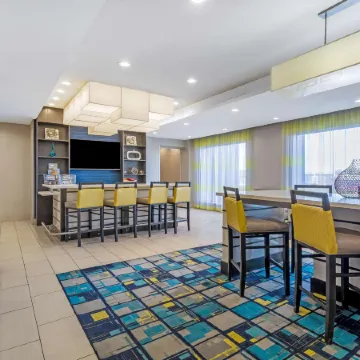 La Quinta Inn & Suites by Wyndham Odessa N. - Sienna Tower