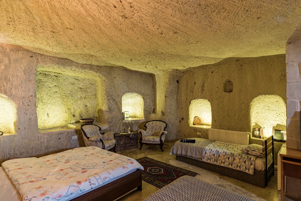 Atillas Cave Hotel