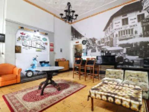 Simplycity Hostel Syariah Hotels in Andir