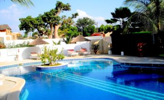 House with 3 Bedrooms in Saly, with Shared Pool, Enclosed Garden and Wifi Near the Beach