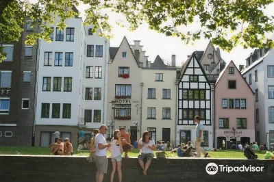 Altstadthotel Hayk am Rhein Hotels in Mediapark