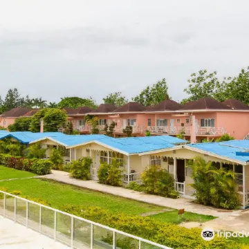 Travellers Beach Resort