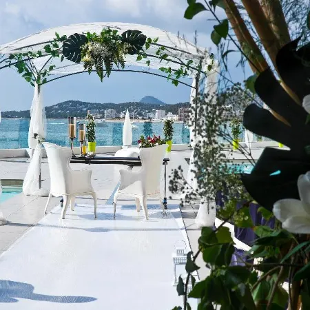 AxelBeach Ibiza Suites Apartments Spa and Beach Club - Adults Only
