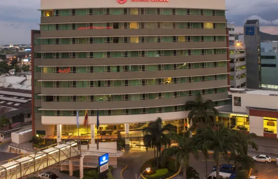 瓜亞基爾喜來登酒店